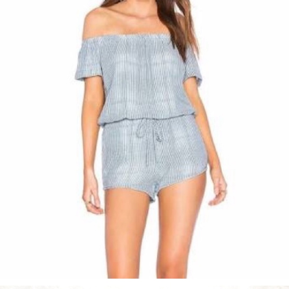 🪷5 for $25🪷   Anthro’s Cloth and Stone off shoulder romper